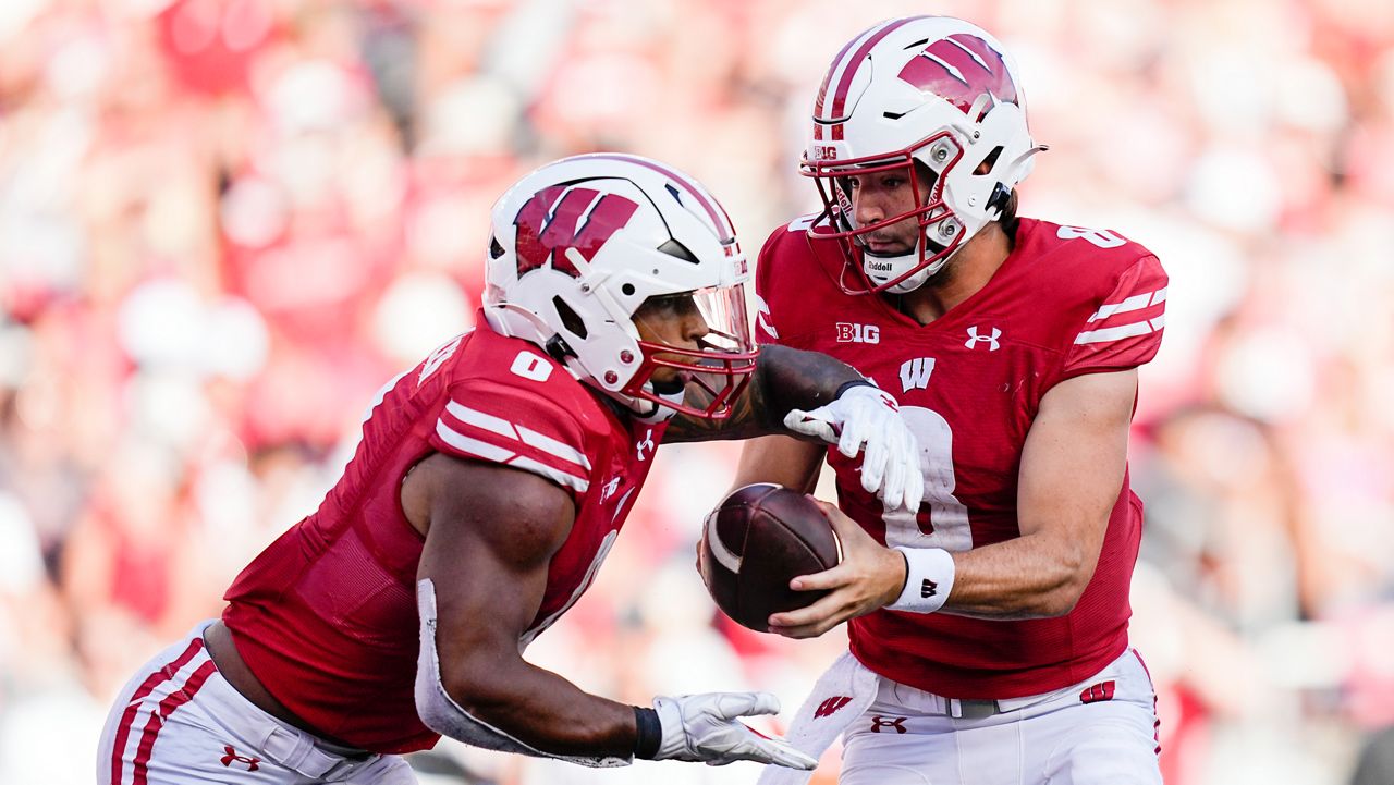 Badgers face LSU in ReliaQuest Bowl